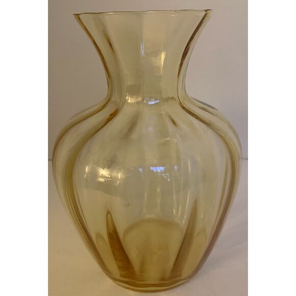 VTG Handcrafted Imperial Glass Vase Light Amber - Picture 1 of 5